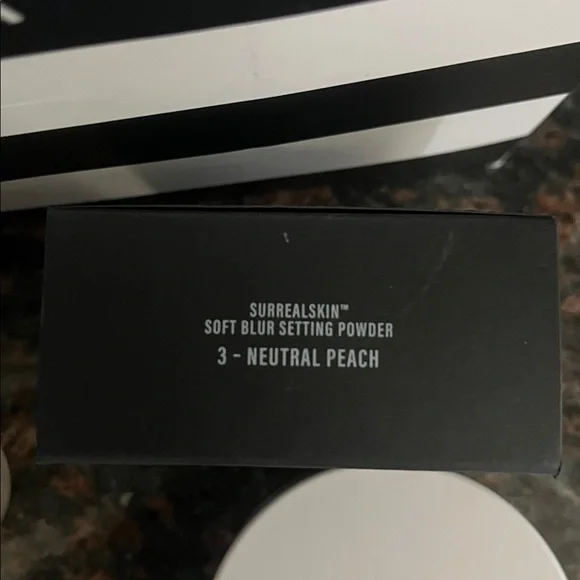 Gently used makeup by Mario - Picture 4 of 7